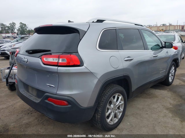 1C4PJLCB1FW655557 Jeep Cherokee Latitude