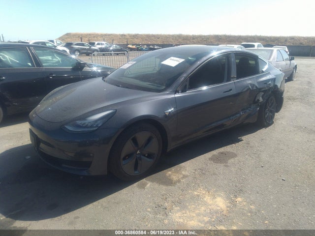 Tesla Model 3 Range 2019 5YJ3E1EA5KF426857 Image 2