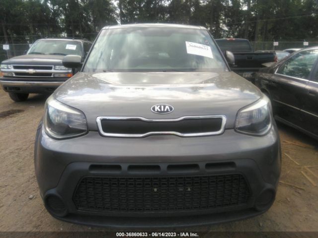 KNDJN2A27F7158806 KIA Soul Base