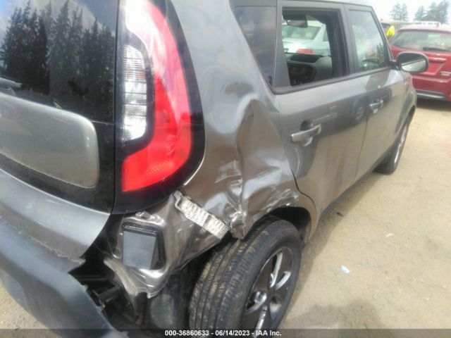 KNDJN2A27F7158806 KIA Soul Base