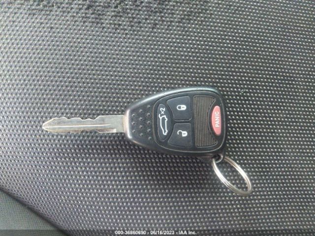 1C3CDZAB8EN115935 Dodge AVENGER SE
