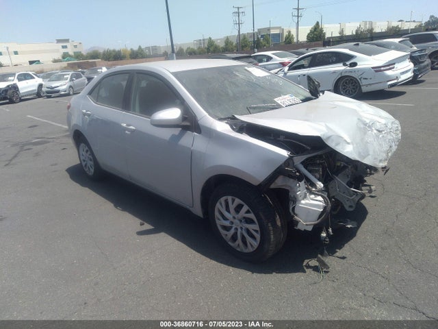 Toyota COROLLA LE 2018 2T1BURHE8JC072590 Image 1