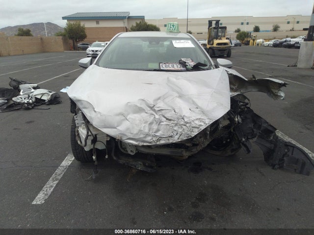 Toyota COROLLA LE 2018 2T1BURHE8JC072590 Image 5