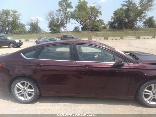 3FA6P0HDXJR176607 Ford FUSION SE