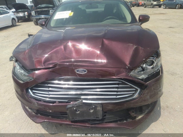 3FA6P0HDXJR176607 Ford FUSION SE