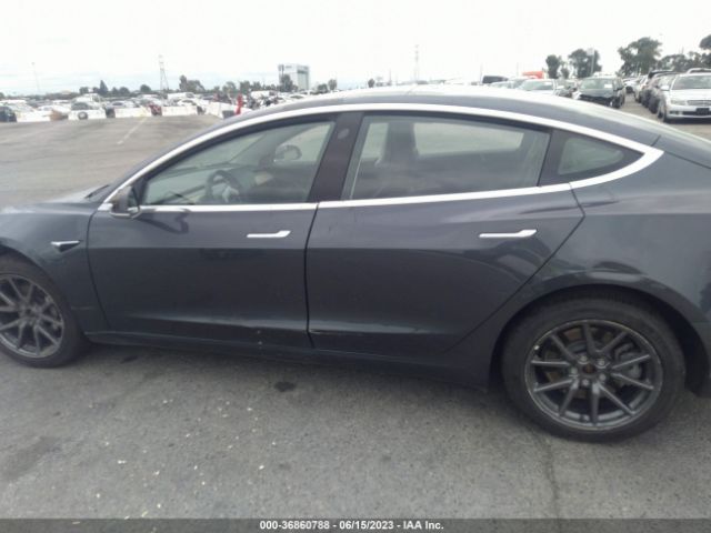 5YJ3E1EB9JF104164 Tesla Model 3 Long Range