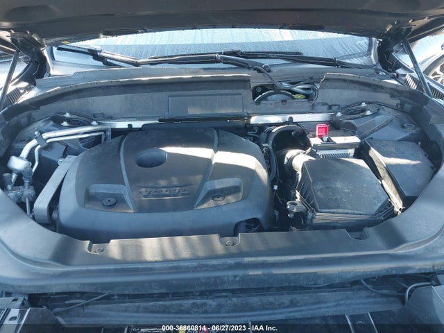 2020 VOLVO XC60 T5 MO VIN: YV4102DK3L1576169