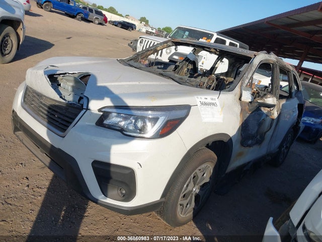 JF2SKAEC9KH495798 Subaru Forester Premium