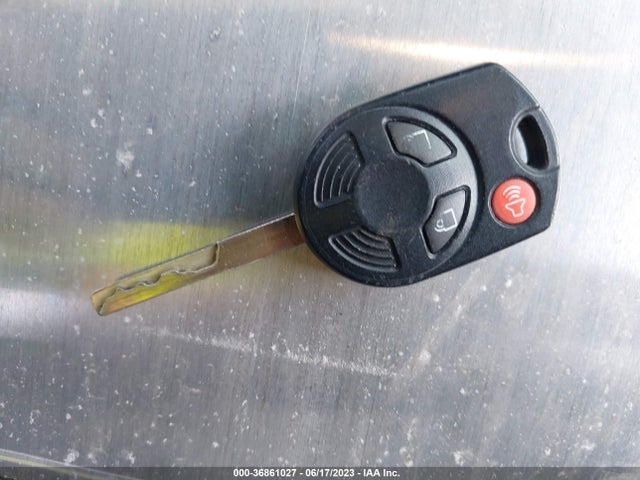 Ford ESCAPE SE 2015 1FMCU9G91FUB86168 Image 3