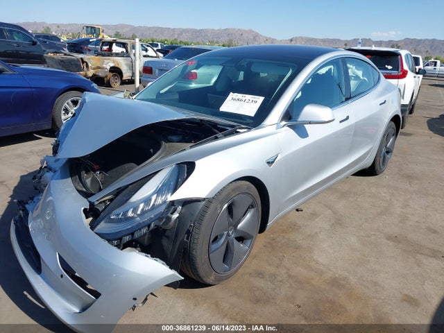 Tesla Model 3 Long Range 2018 5YJ3E1EB6JF074007 Image 2