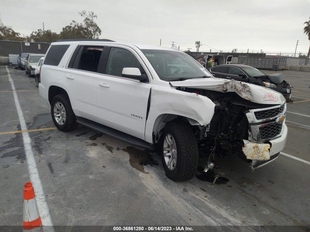 Chevrolet Tahoe Lt 2018 1GNSCBKC8JR397366 Image 1