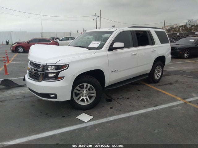 Chevrolet Tahoe Lt 2018 1GNSCBKC8JR397366 Image 2