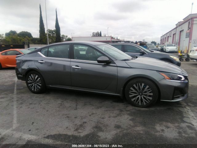 1N4BL4DV1PN353587 Nissan Altima Sv Fwd