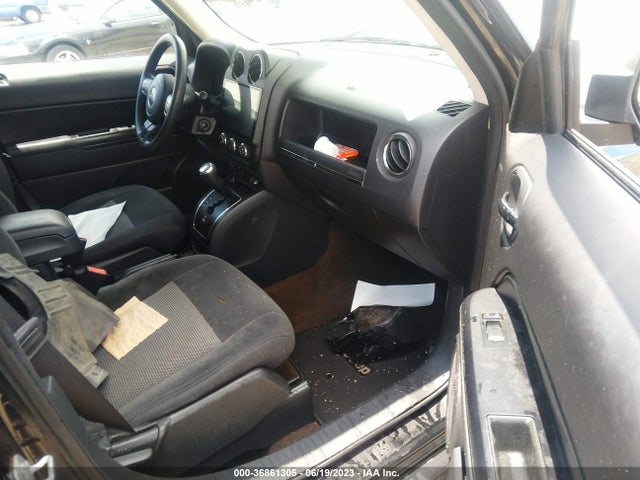 1C4NJRBB9GD551925 Jeep Patriot Sport