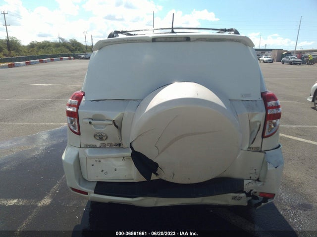 2009 TOYOTA RAV4 LTD VIN: JTMBF31V295003632