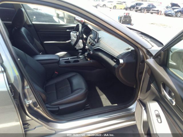 1N4BL4CV4KC106425 Nissan Altima 2.5 Sr