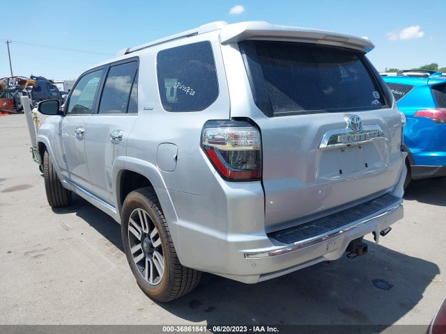 Toyota 4RUNNER SR5 2018 JTEBU5JR6J5517343 Image 8