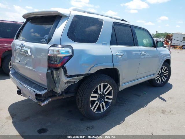 Toyota 4RUNNER SR5 2018 JTEBU5JR6J5517343 Image 9
