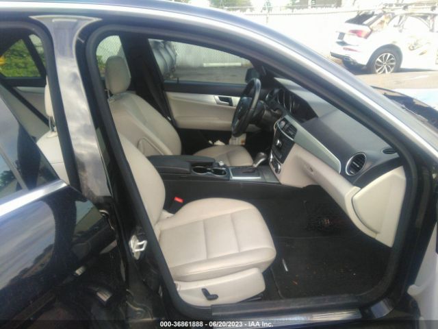 WDDGF4HB6EA902623 Mercedes-Benz C-class C 250