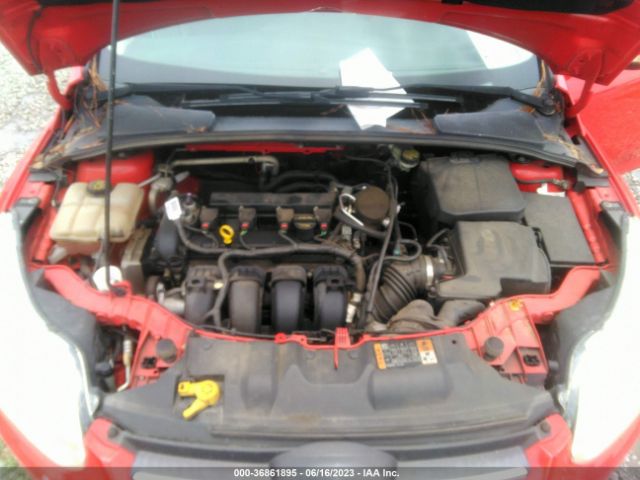 1FADP3F27EL283127 Ford FOCUS SE