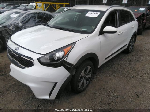KNDCB3LC1H5098856 KIA NIRO LX