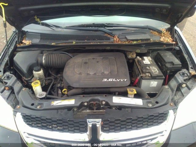 2011 DODGE GRAND CARAVAN CREW VIN: 2D4RN5DG7BR710831