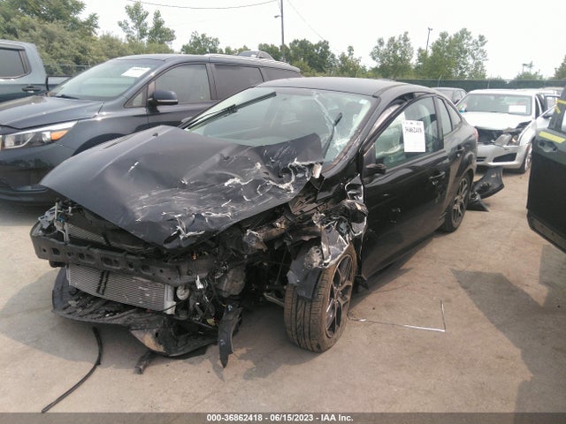 2016 FORD FOCUS SE VIN: 1FADP3F29GL368568