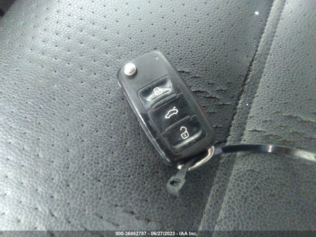 3VWD17AJ9EM290061 Volkswagen Jetta Sedan Se