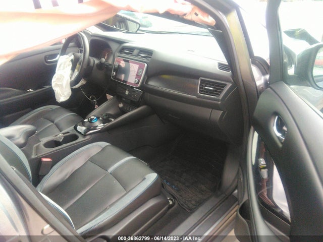 2021 Nissan Leaf, VIN: 1N4BZ1DV1MC556144