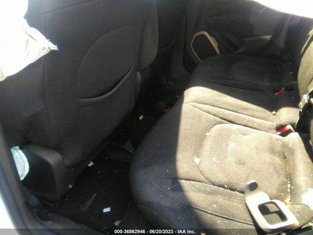 2015 JEEP RENEGADE LATITUDE VIN: ZACCJABT0FPB14235