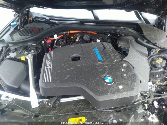 BMW 5 Series 530e Xdrive 2023 WBA33AG01PCL60352 Image 16