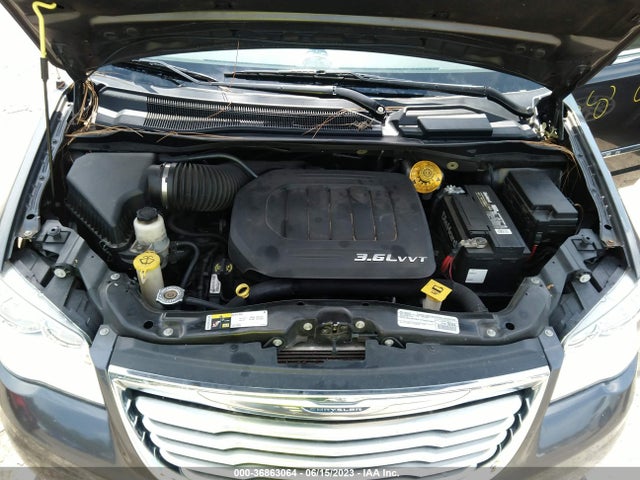 2C4RC1BG3GR157942 Chrysler Town & Country Touring