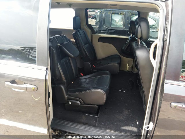 2C4RC1BG3GR157942 Chrysler Town & Country Touring