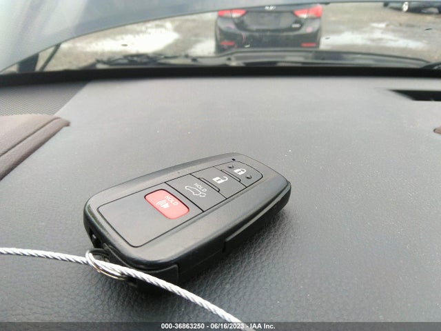 2021 TOYOTA HIGHLANDER HYBRID XLE VIN: 5TDHARAH2MS012081