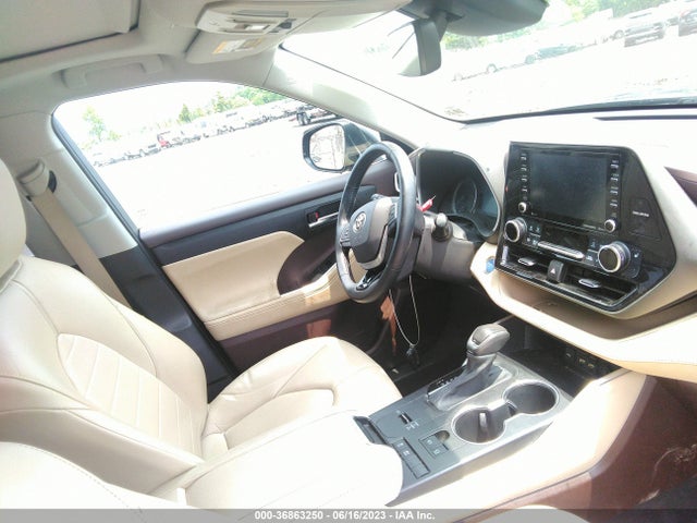 2021 TOYOTA HIGHLANDER HYBRID XLE VIN: 5TDHARAH2MS012081