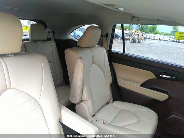 2021 TOYOTA HIGHLANDER HYBRID XLE VIN: 5TDHARAH2MS012081