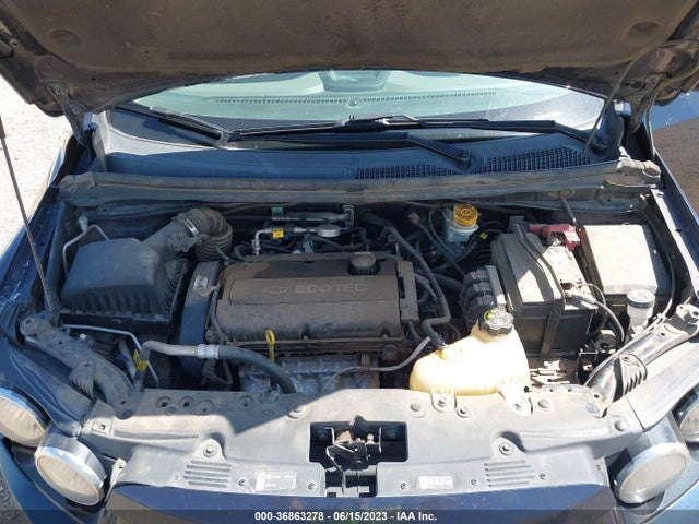 Chevrolet SONIC LS 2016 1G1JA5SH8G4104331 Image 16