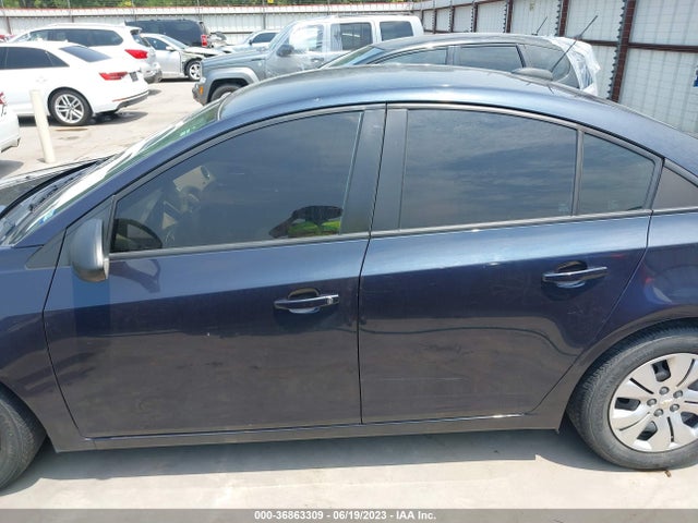 Продажа на аукционе авто 2015 Chevrolet Cruze Ls, vin: 1G1PA5SH4F7277061, номер лота: 36863309
