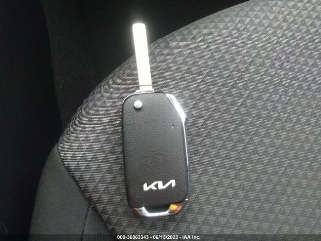 KNDJ23AU5P7865873 KIA SOUL LX