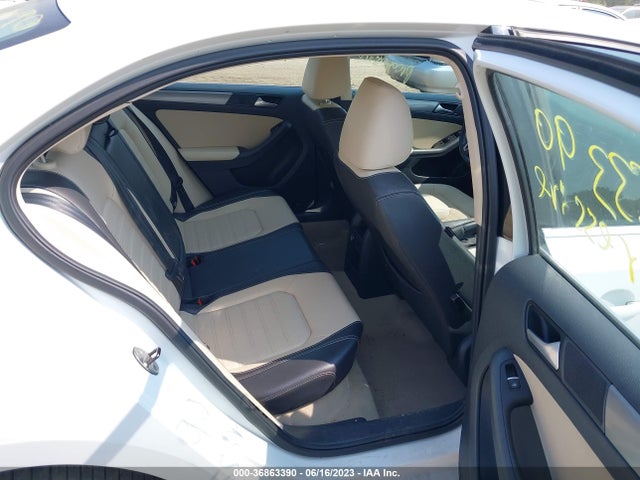 3VWL17AJ2EM409063 Volkswagen Jetta Sedan Sel