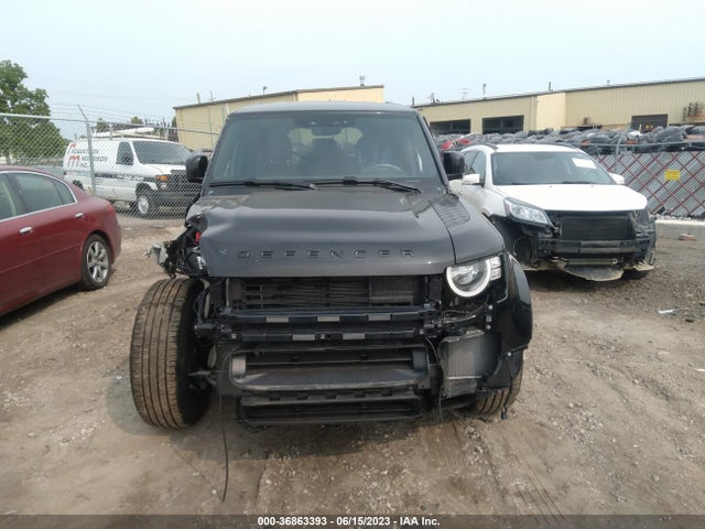 2023 Land Rover Defender, VIN: SALEJEEX0P2162417