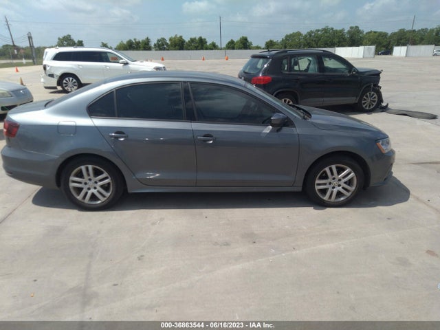 3VW2B7AJ1JM247574 Volkswagen Jetta 1.4t S