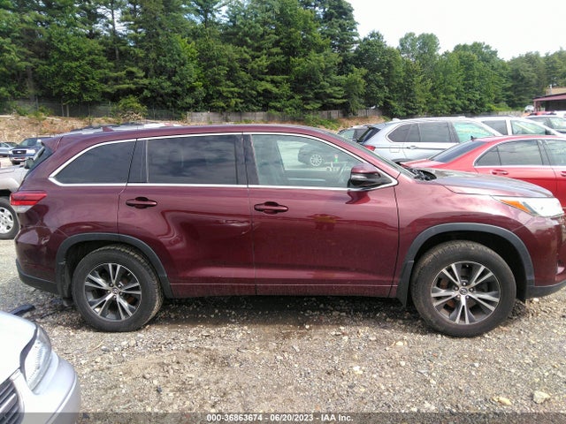 Toyota Highlander Le 2017 5TDBZRFH2HS451679 Image 6