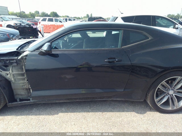 Chevrolet Camaro 1lt 2018 1G1FB1RS0J0147623 Image 15
