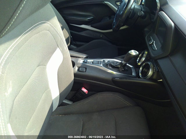 Chevrolet Camaro 1lt 2018 1G1FB1RS0J0147623 Image 5