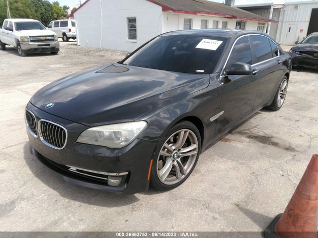 BMW 7 Series 750li Xdrive 2014 WBAYF8C5XED142201 Image 2