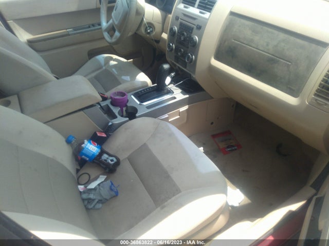 2008 FORD ESCAPE XLT VIN: 1FMCU03158KB66712