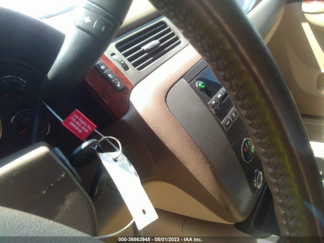 36863945 :رقم المزاد ، 1GKS1KE07BR100674 vin ، 2011 Gmc Yukon Xl Slt مزاد بيع