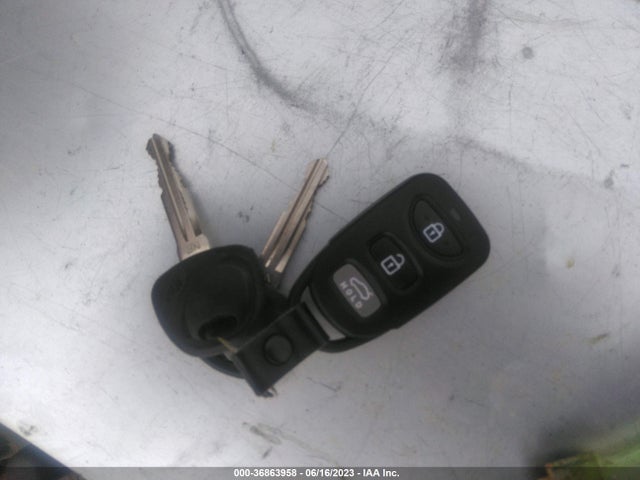 Hyundai ELANTRA SE 2017 KMHD74LF9HU329798 Image 3