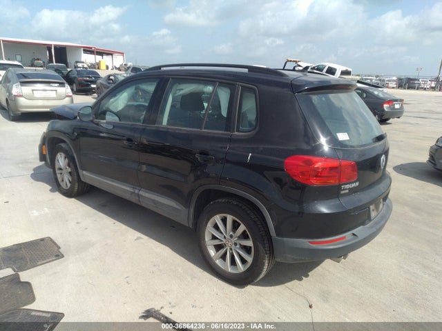 WVGAV7AX1HK049133 Volkswagen TIGUAN